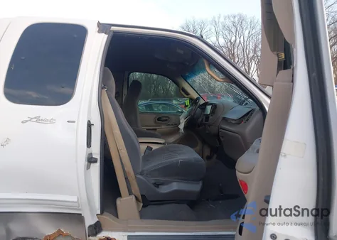 2001 Ford F-150 Lariat/Xl/Xlt из США, поврежденный, VIN 2FTRX08L31CA22439